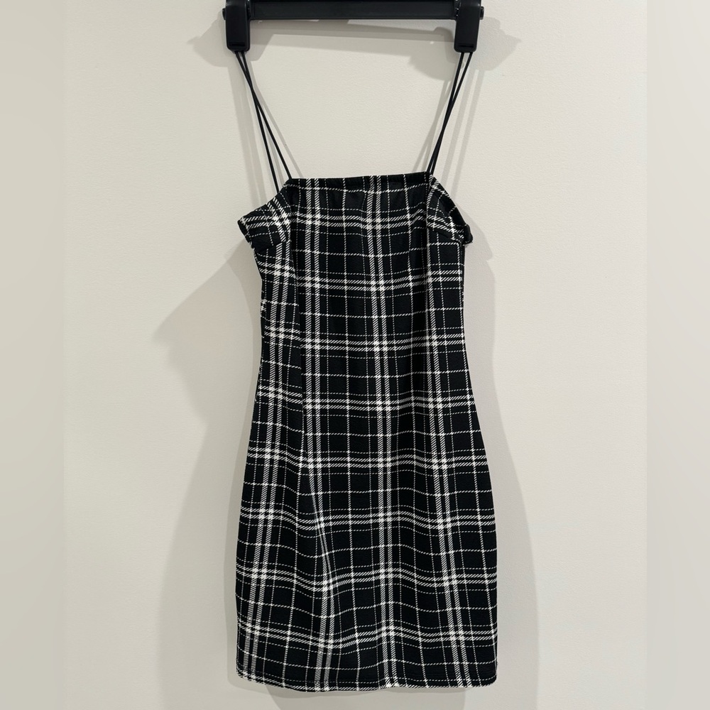 SHEIN Essnce Two Tone Qutie Plaid Print Cami Dress